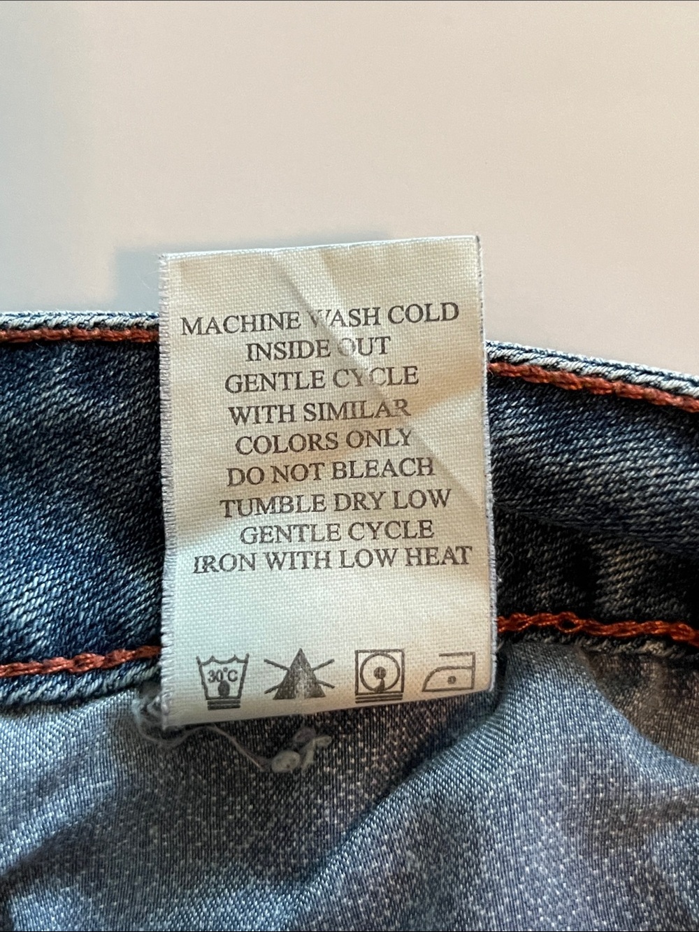 Level 99 Mid Rise Shorts Size 29 - Picture 11 of 16